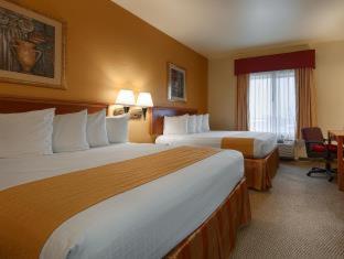 Room, King Bed, Bathtub, Accessible