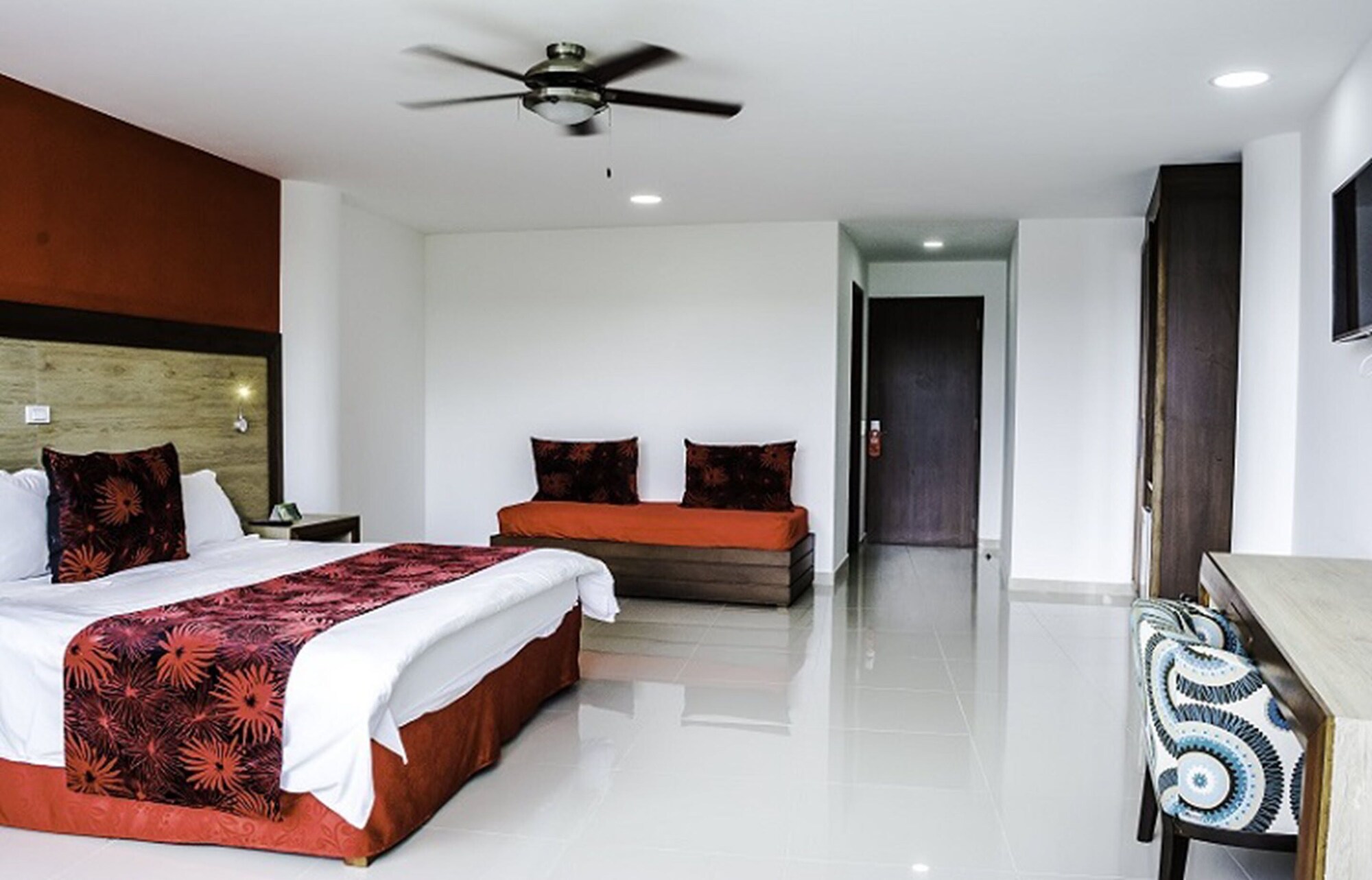 Imperial, Panoramic, Suite, King Bed, Sofa، Los Recuerdos 2/7