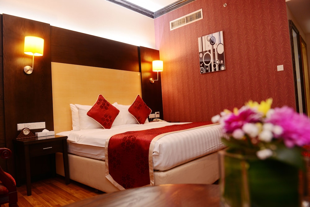 JUFFAIR GATE HOTEL 26/52