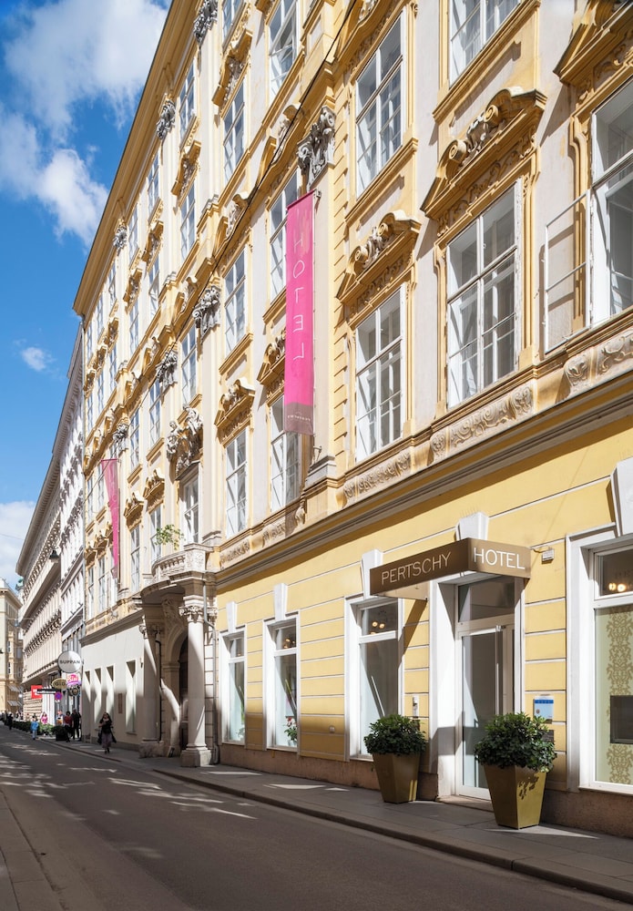 Pertschy Palais Hotel 48/56
