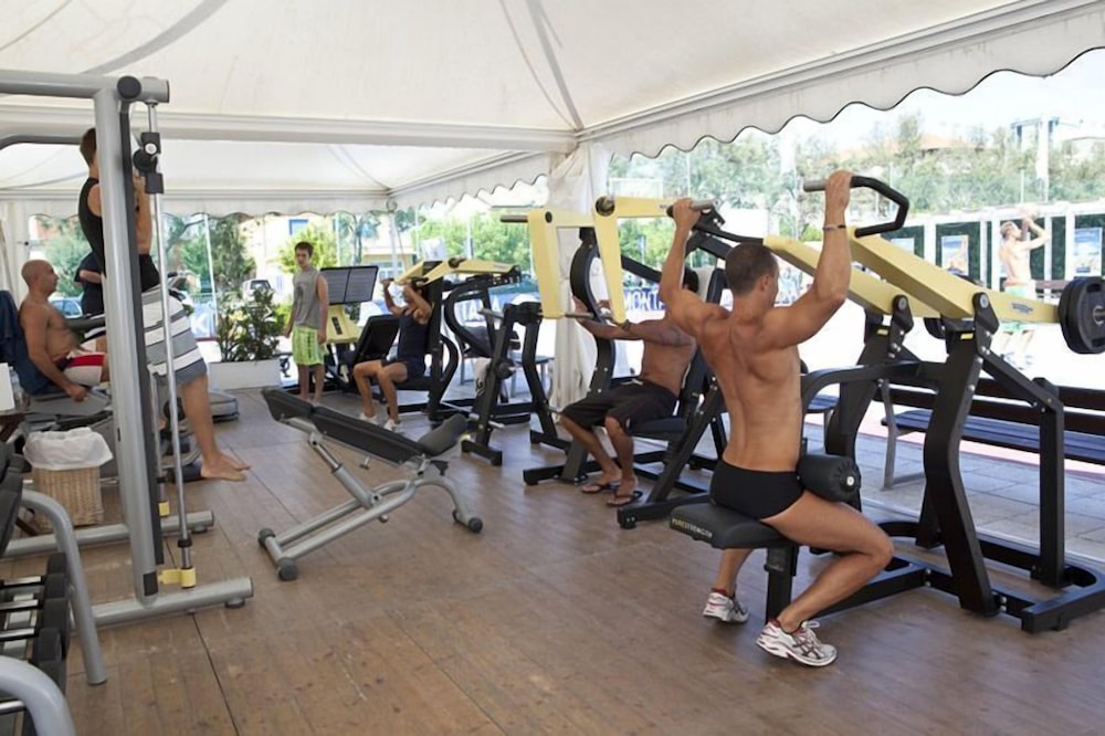 SPORTUR CLUB HOTEL 42/72
