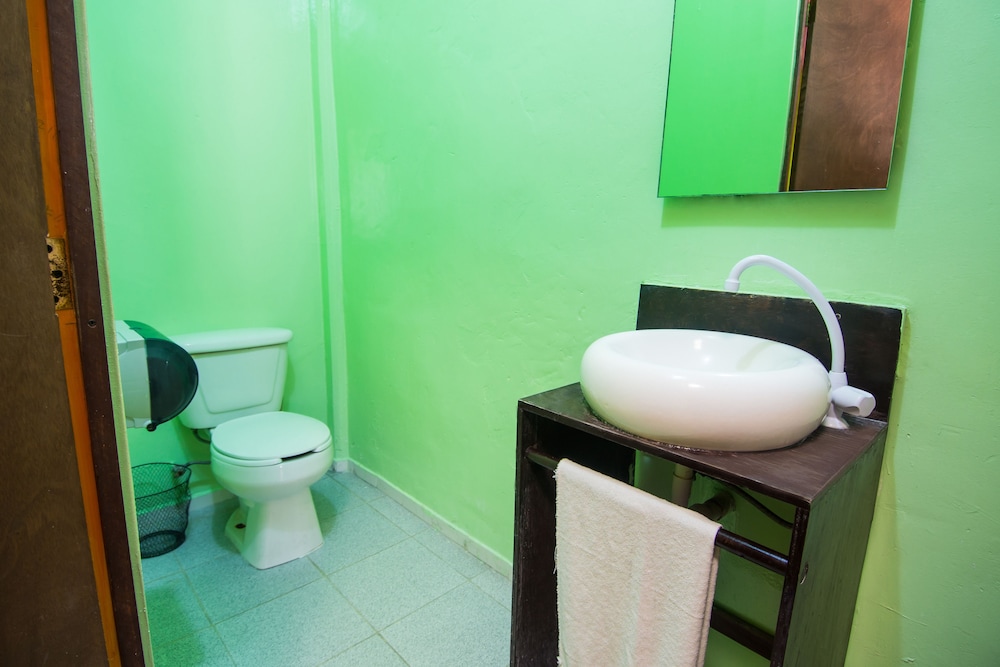 Amigo Suites Hotel 14/43