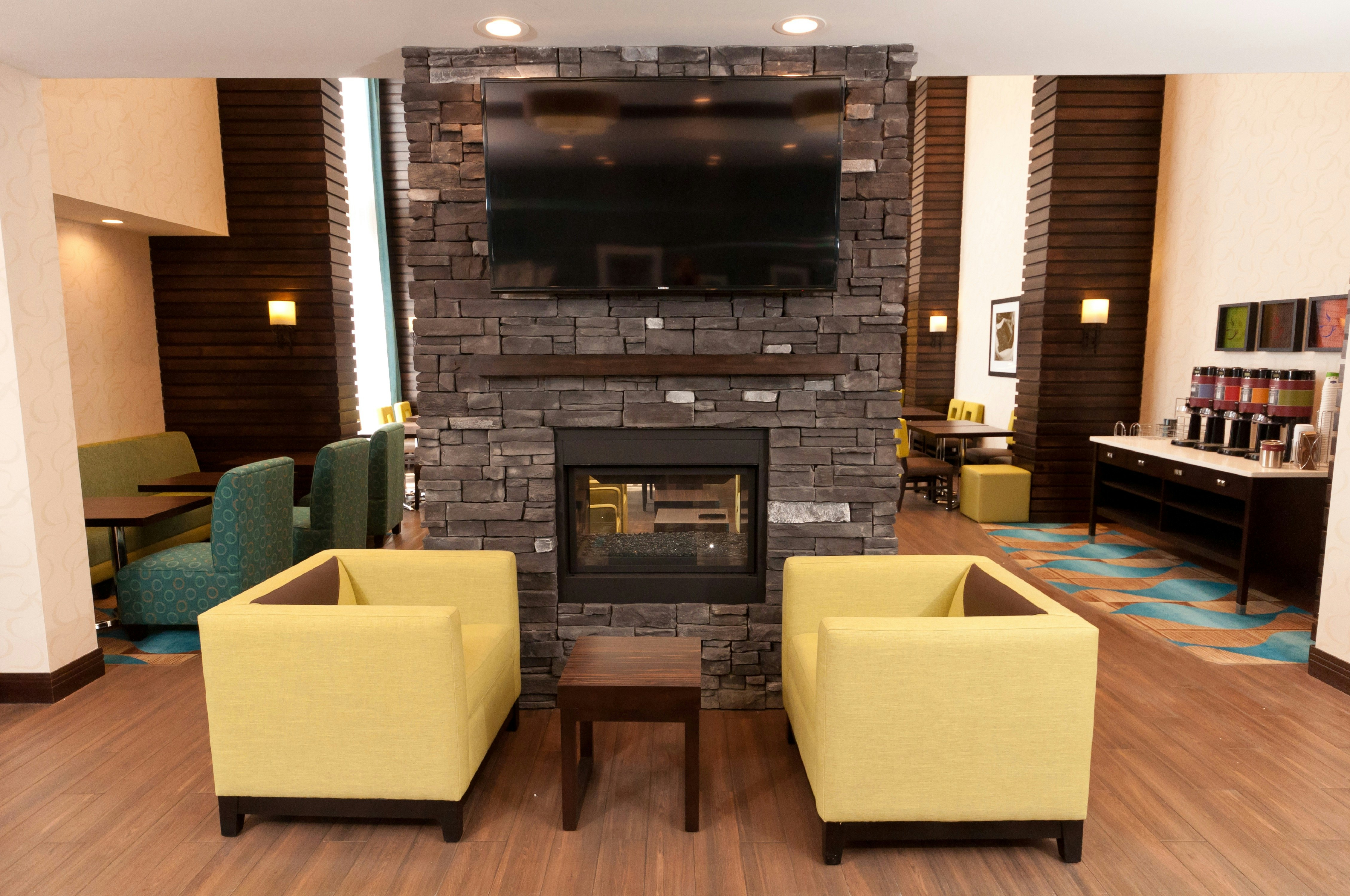 Hampton Inn Suites By Hilton Regina East Gate 29/44