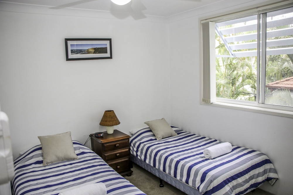 Surfers Beach Holiday Apartments 12/45