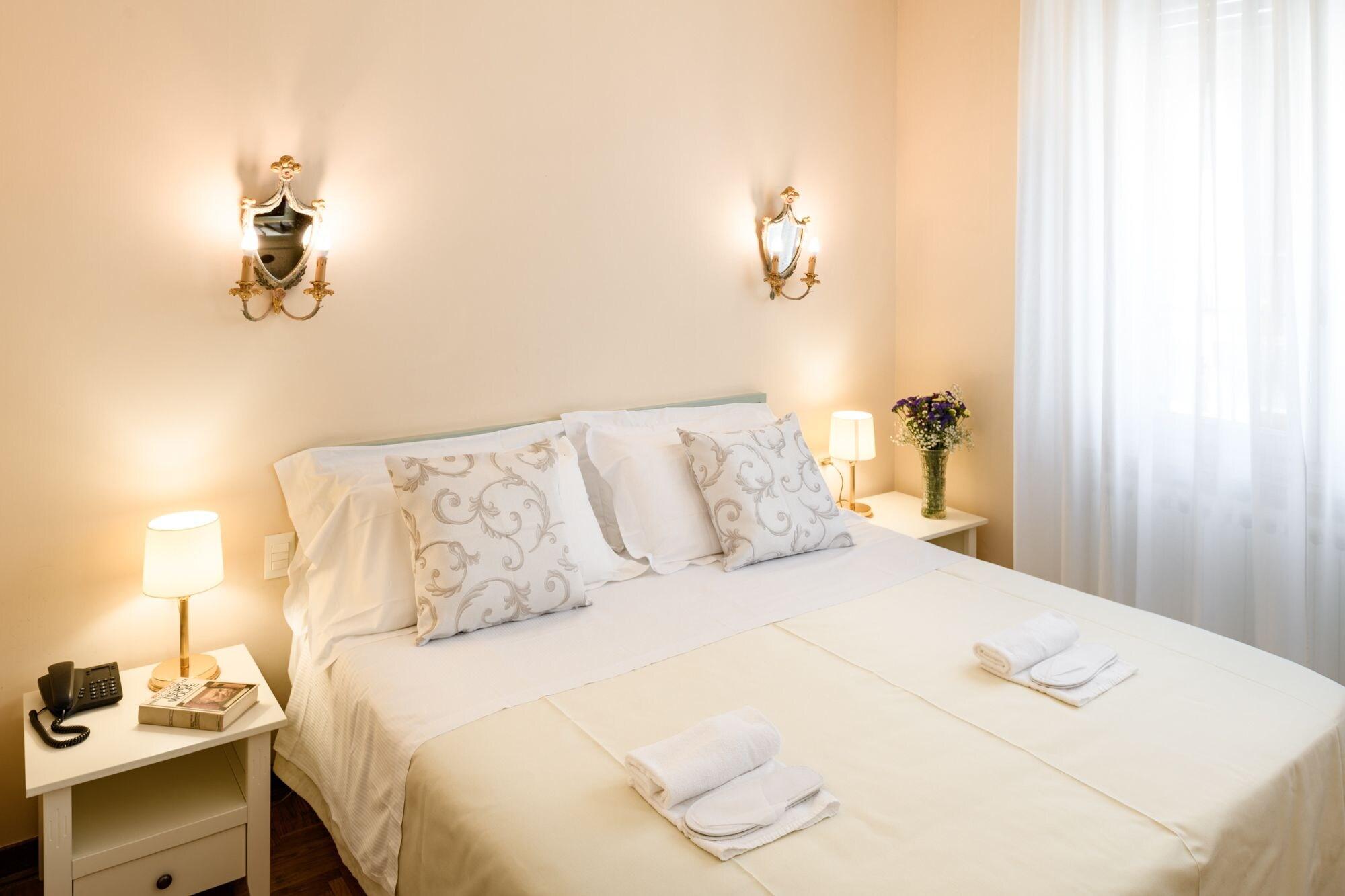 Room, Single, Double Bed