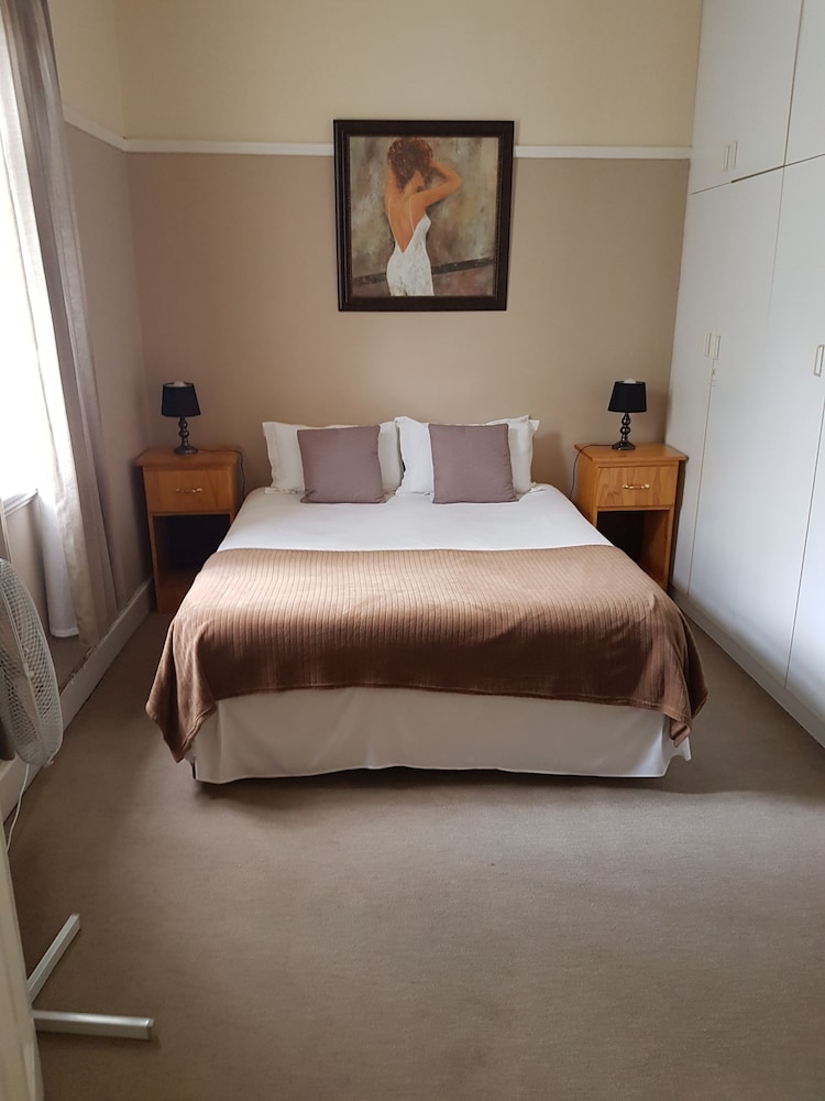 Oasis Shanti Backpackers 9/49