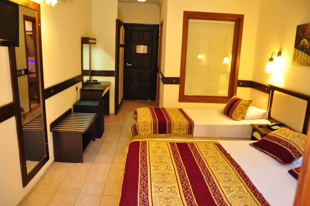 TELMESSOS HOTEL 27/58