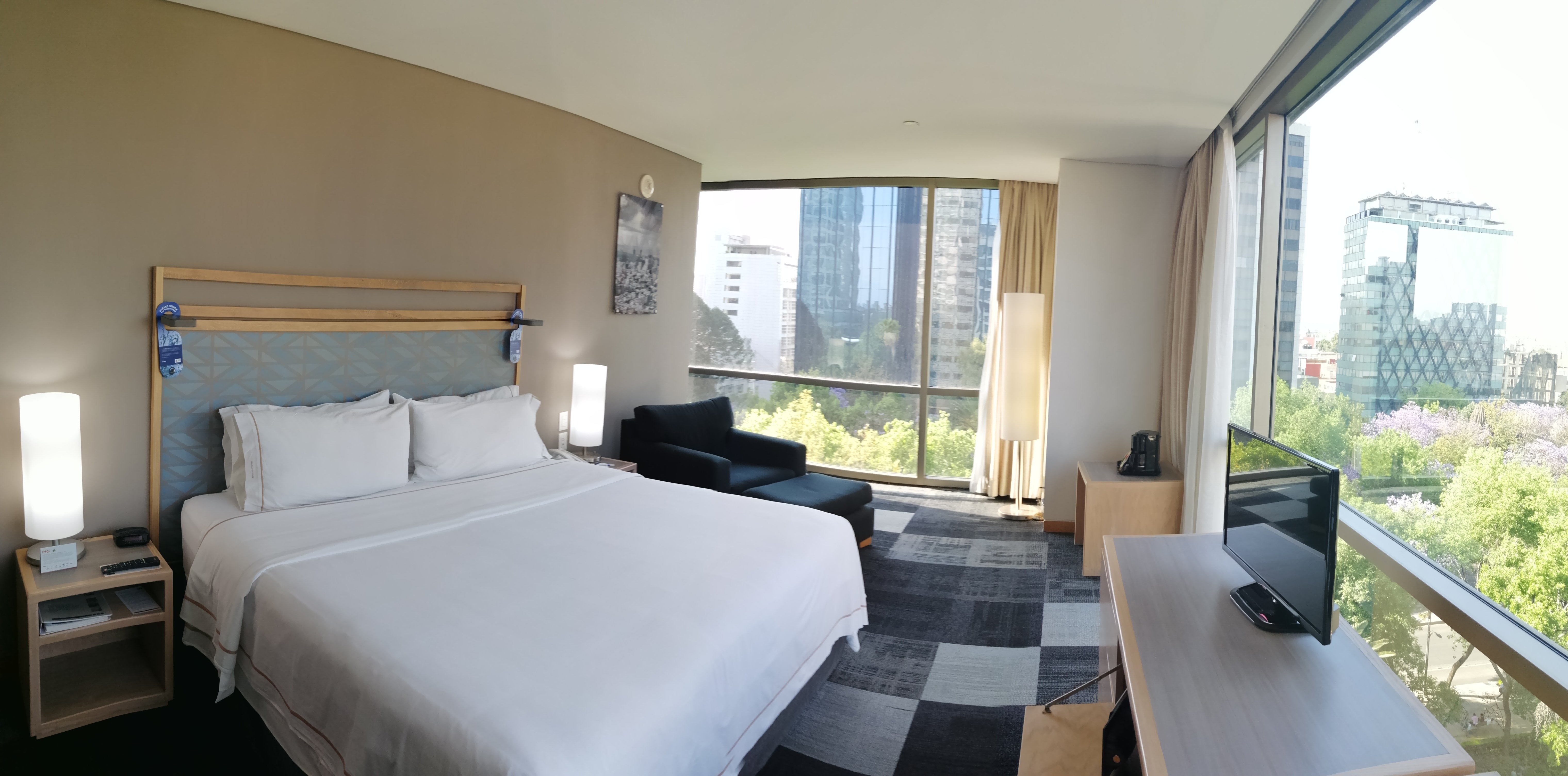 Holiday Inn Express Mexico Reforma, an IHG Hotel 24/66
