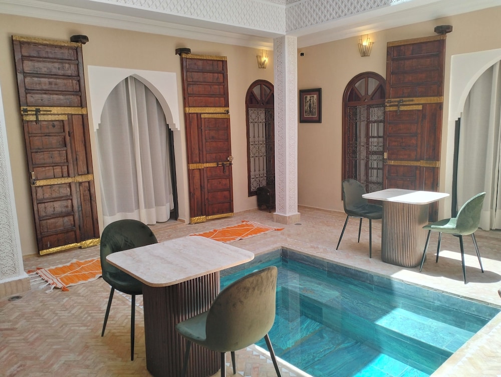 Riad Laora 40/80