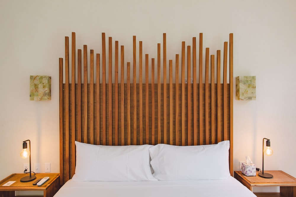 TreeHouse Boutique Hotel 18/50