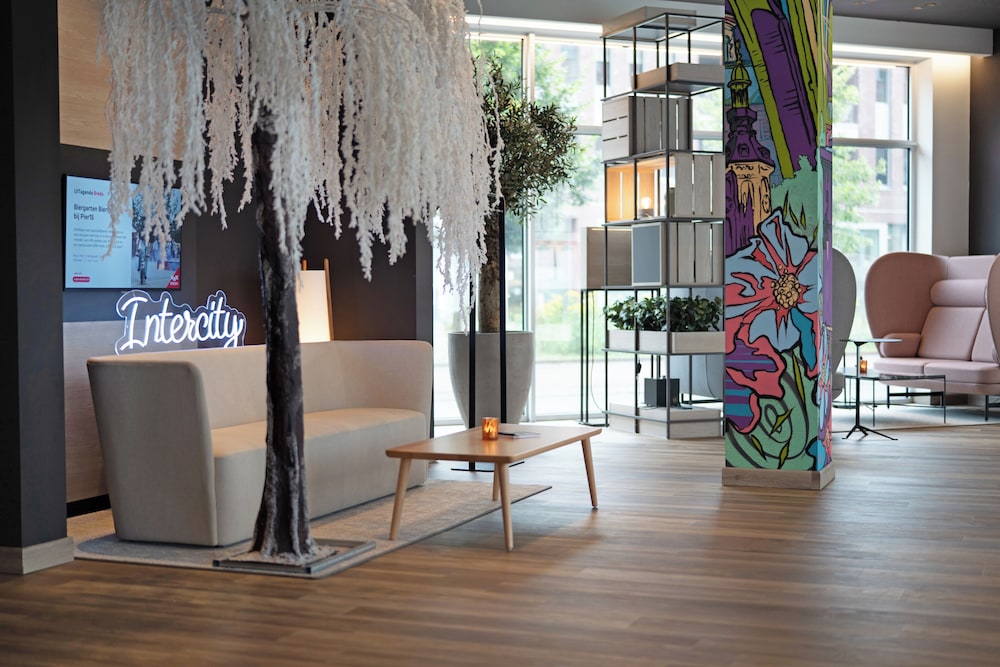 IntercityHotel Breda 12/26