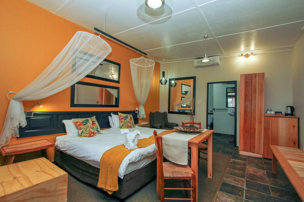 Umlilo Lodge 47/64