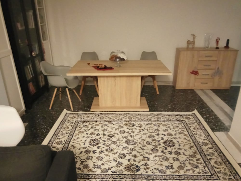 Grandma Vasiliki Rooms To Let 28/55