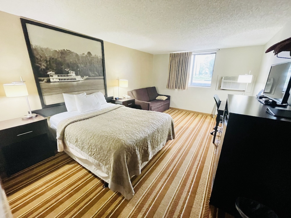 Super 8 by Wyndham Clear Lake 20/58
