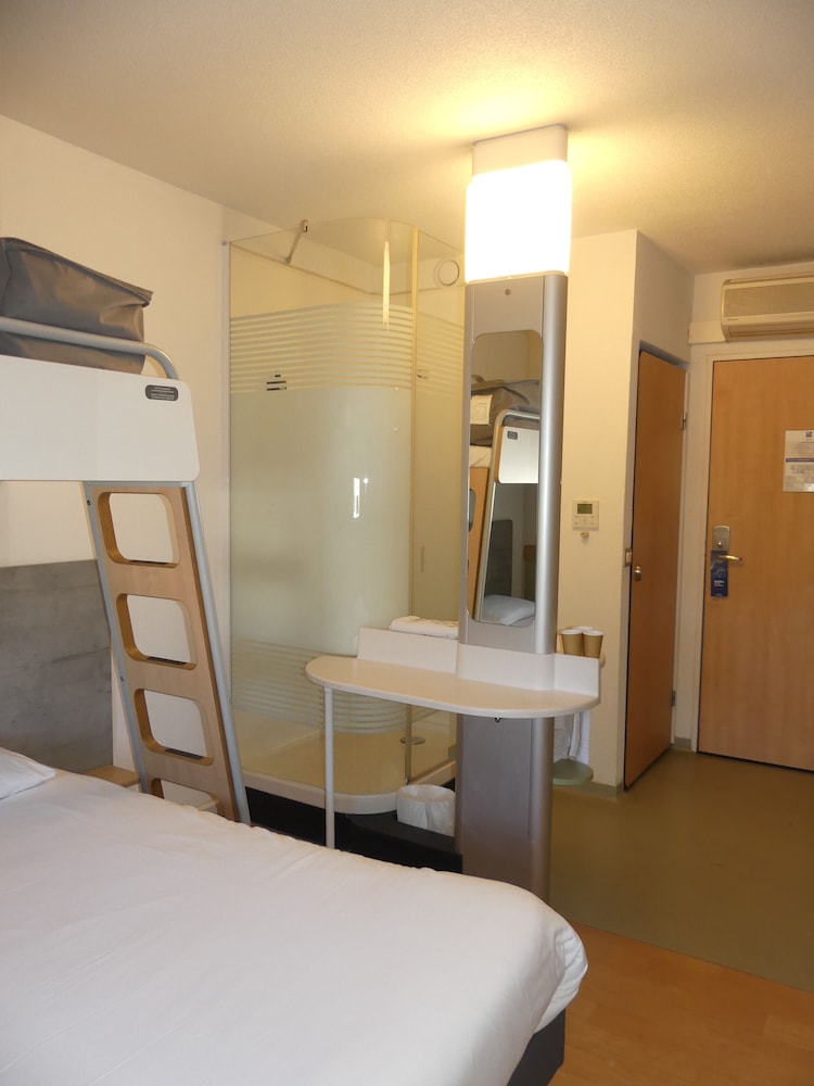 Ibis Budget Istres Trigance 7/28