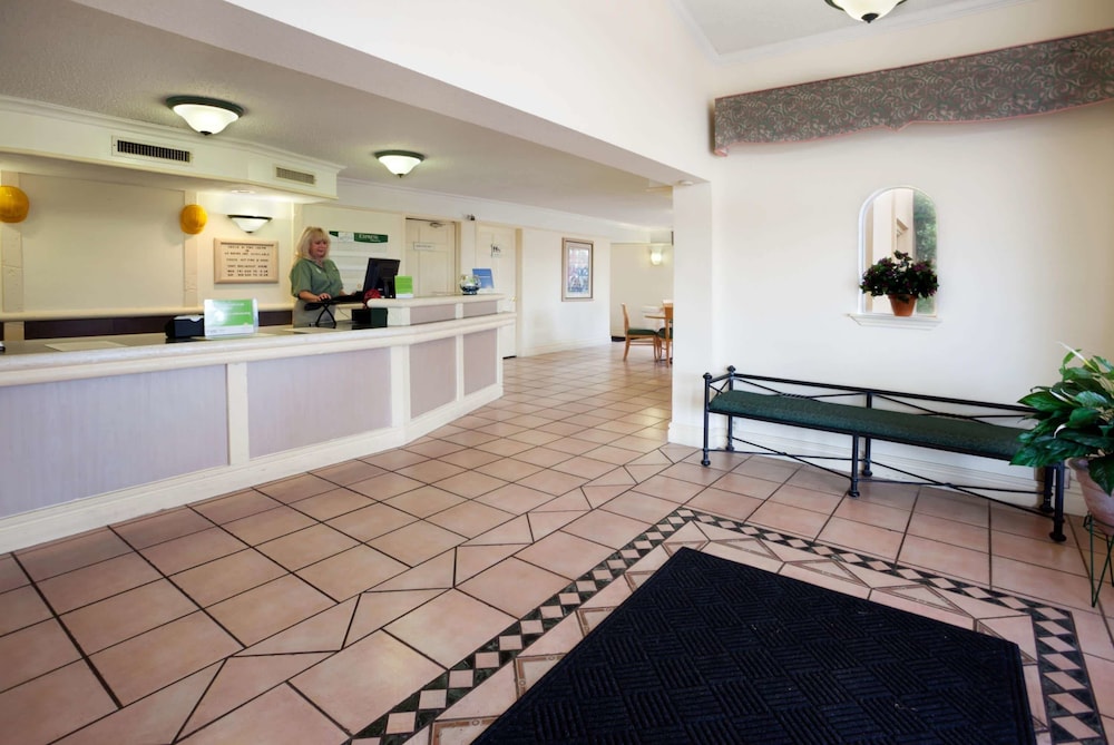 La Quinta Inn by Wyndham Austin Oltorf 5/33