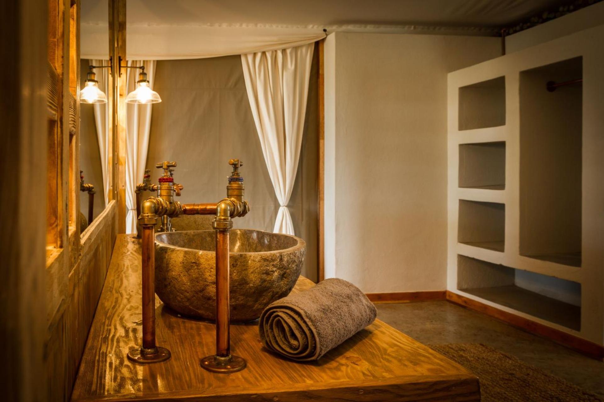 Imagine Africa Luxury Tented Camp 25/50
