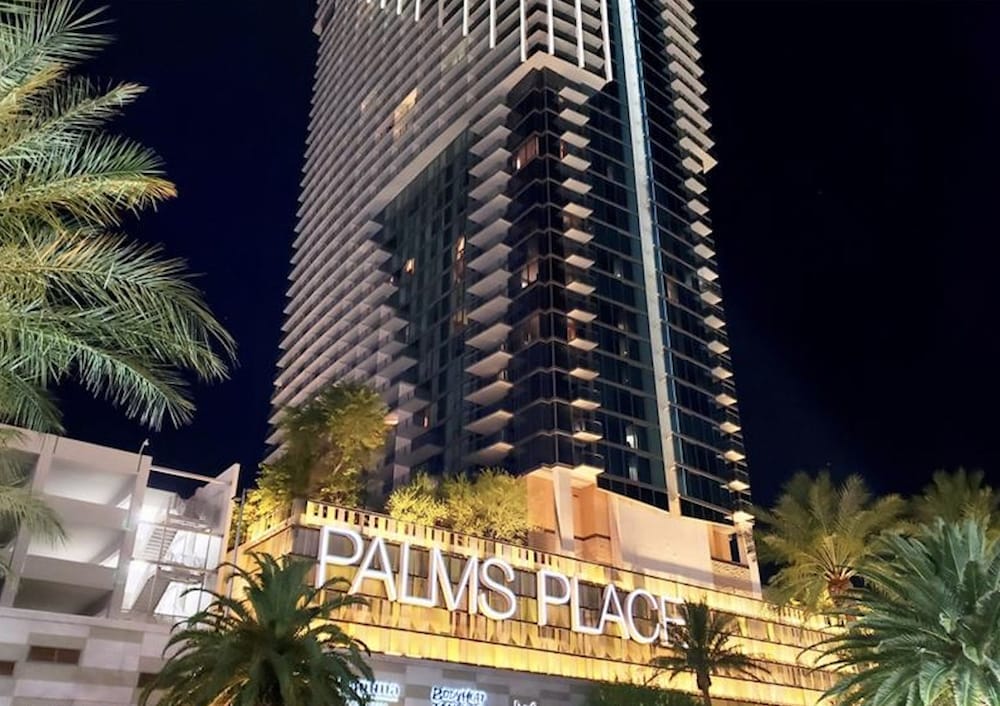 Palms Place Hotel and Spa photo5