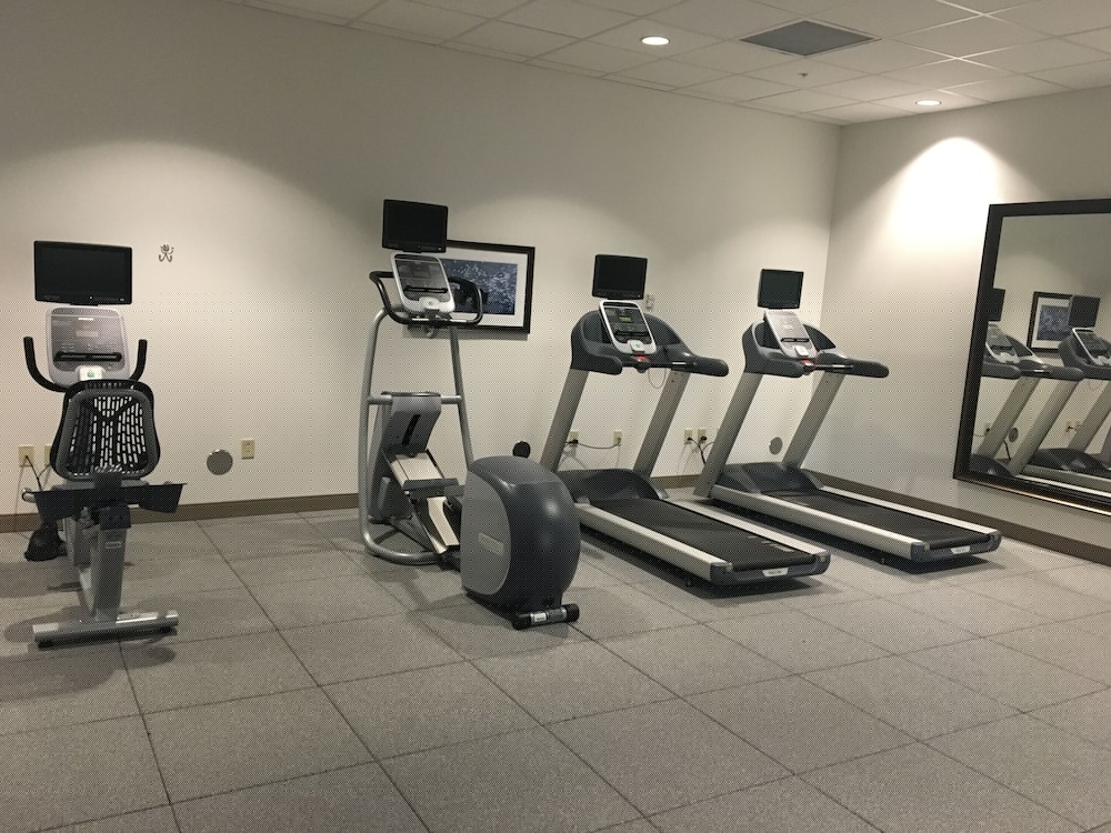 STAYBRIDGE SUITES MIAMISBURG 33/78
