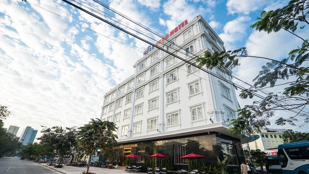 Seastar Hotel Ha Long 8/53