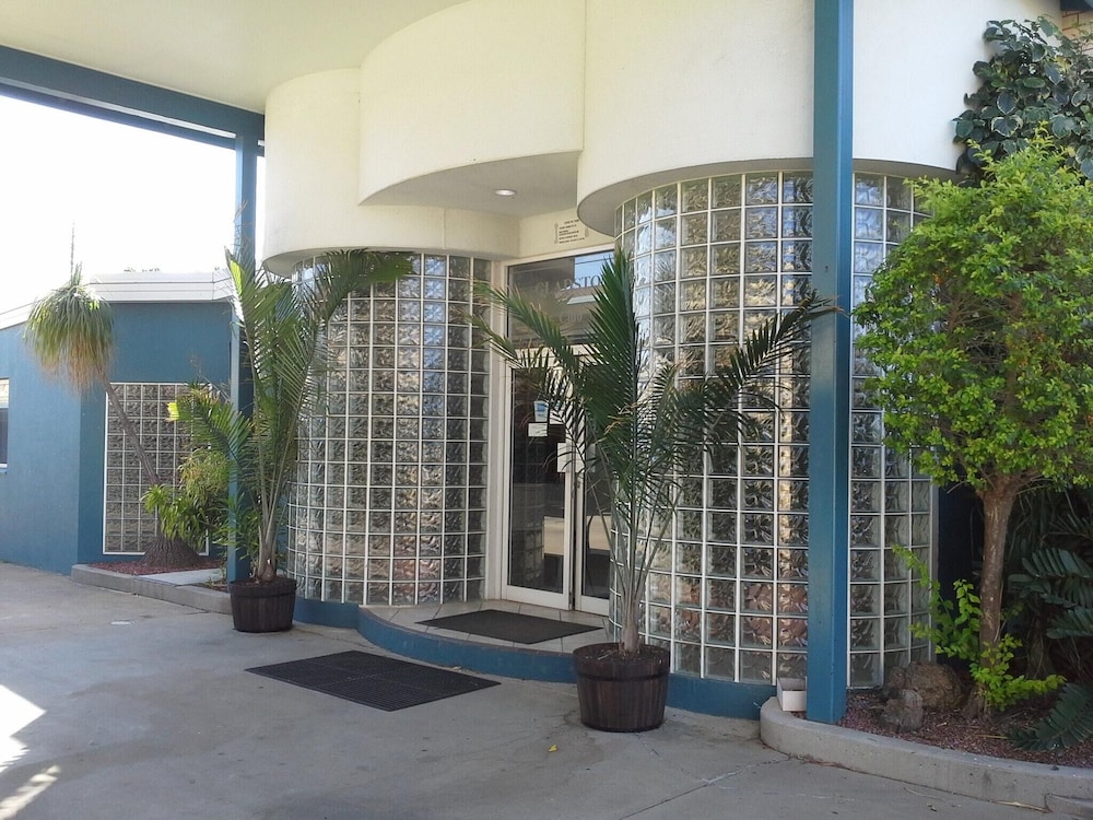 Gladstone Palms Motor Inn 10/43