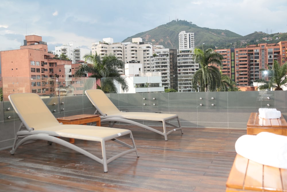 Hotel Ciudad Solar 44/50