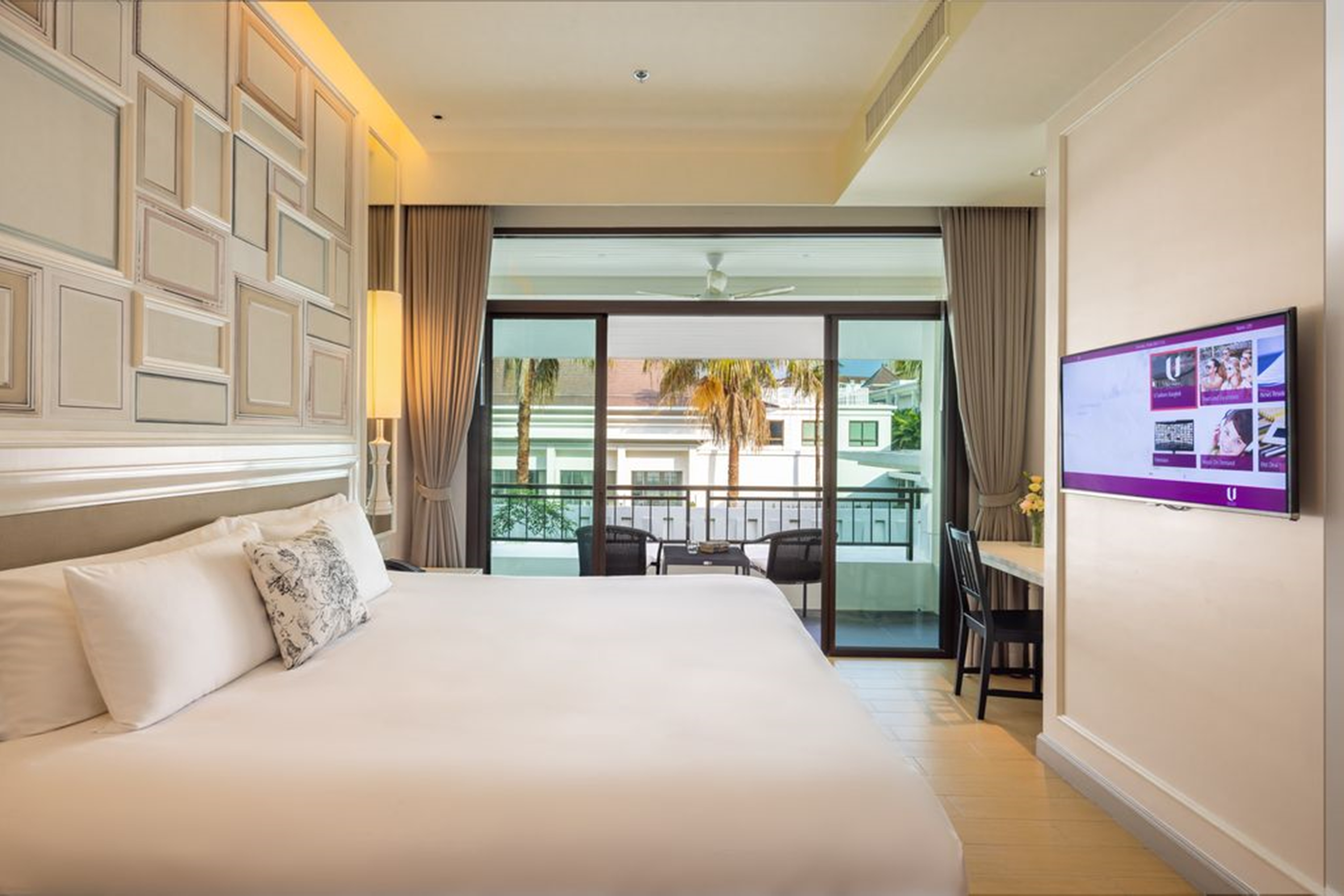SUPERIOR, DOUBLE OR TWIN BED