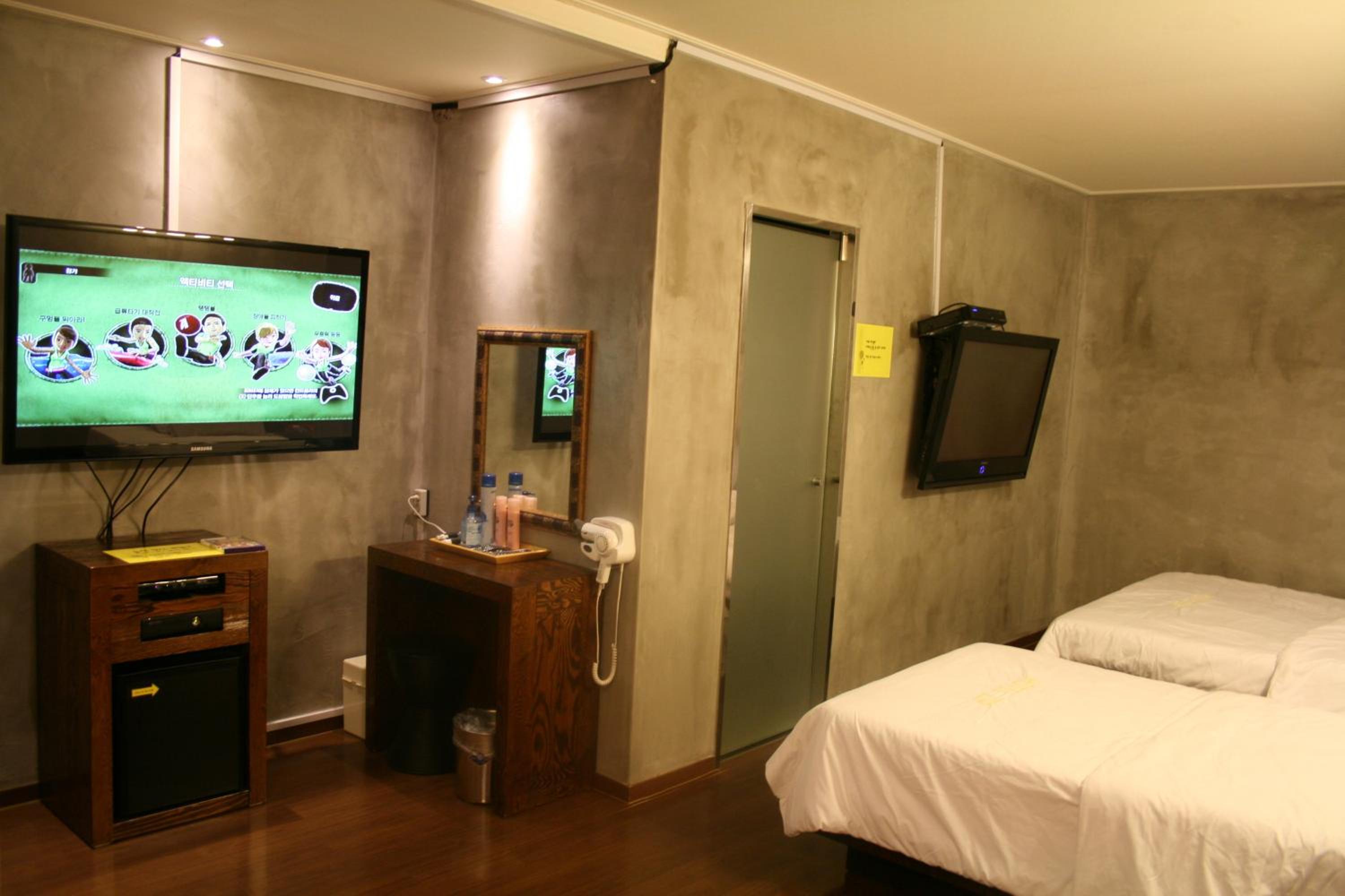 غرفة ديلوكس بسرير مزدوج وسرير فردي، Zip Hotel 3/4