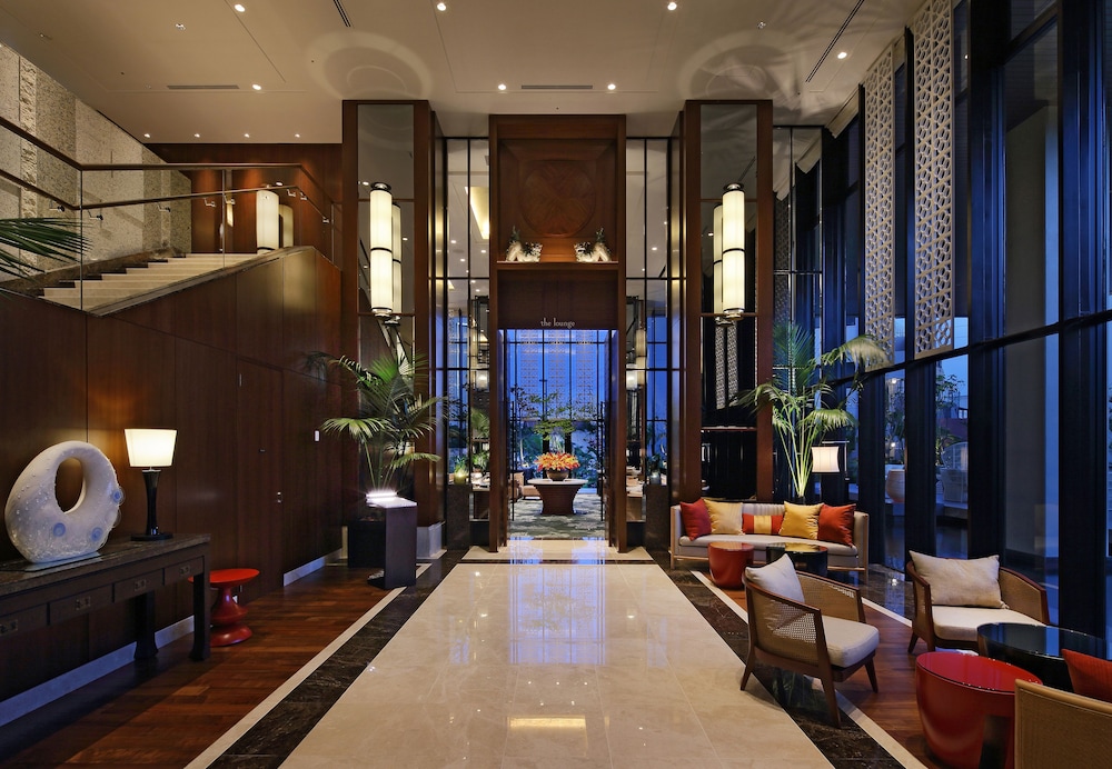 Hyatt Regency Naha, Okinawa 10/67