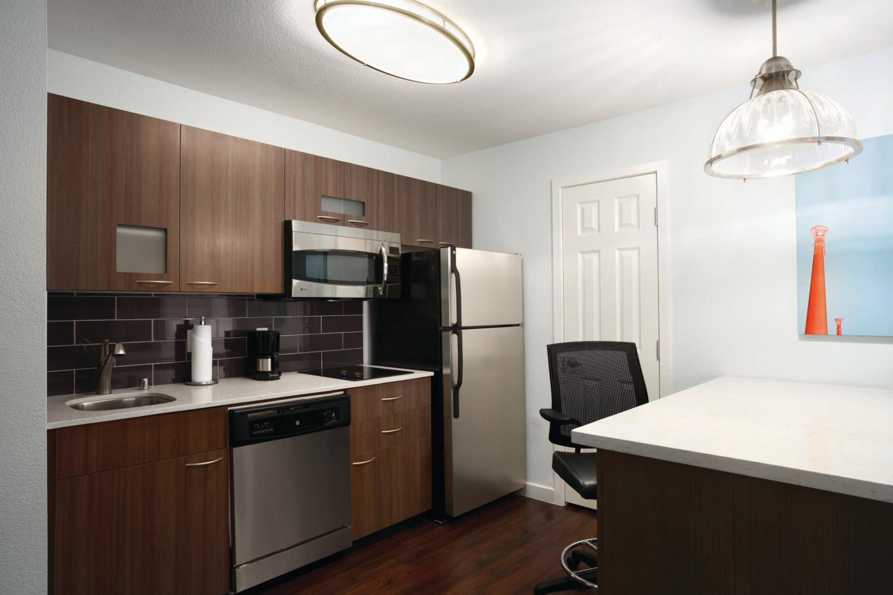 2 Bedrooms, Suite, Accessible, HYATT house Pleasant Hill 3/5