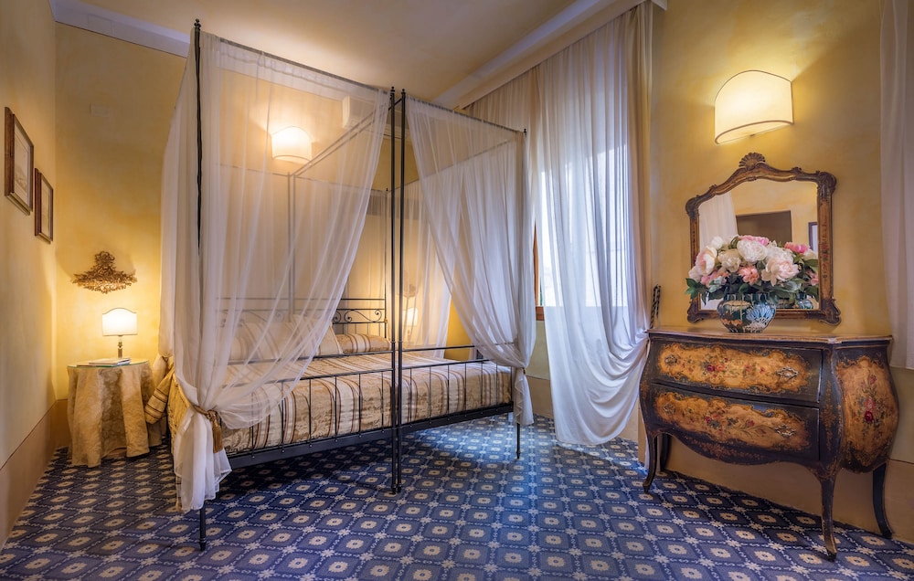 Palazzo Dal Borgo 27/58
