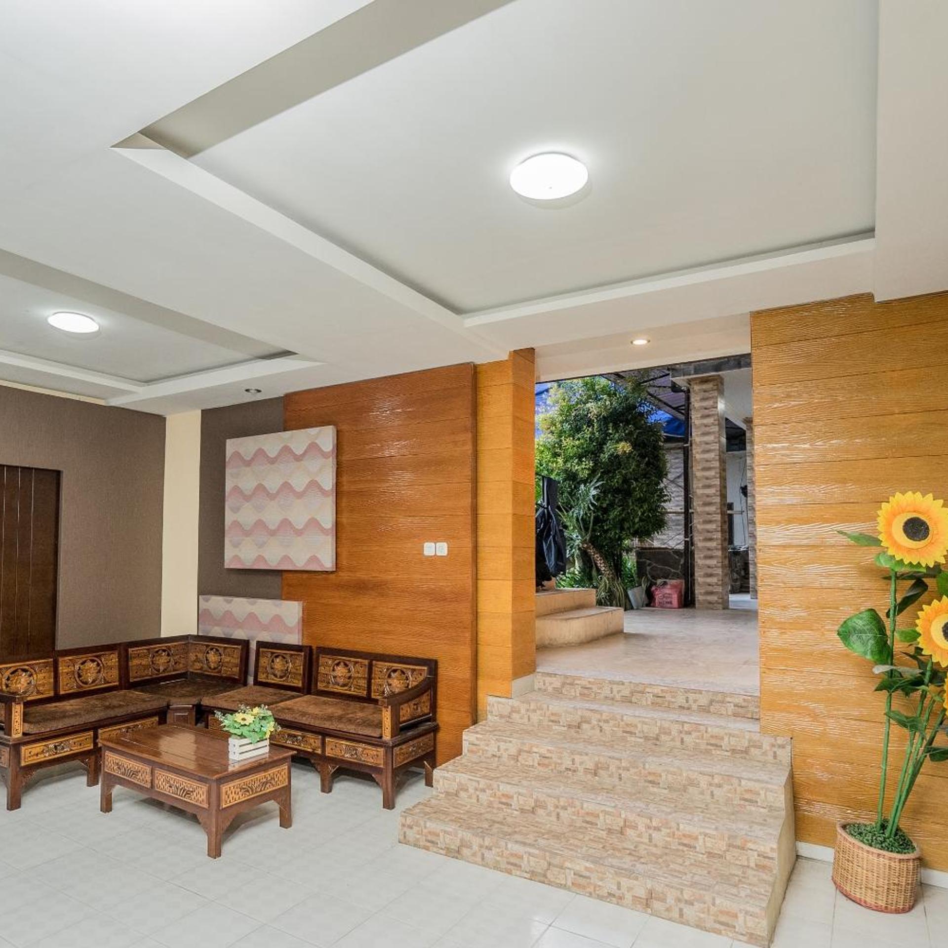 Hotel O Central Batu Near Jatim Park 3 Formerly Bunga Matahari Hotel 41/50