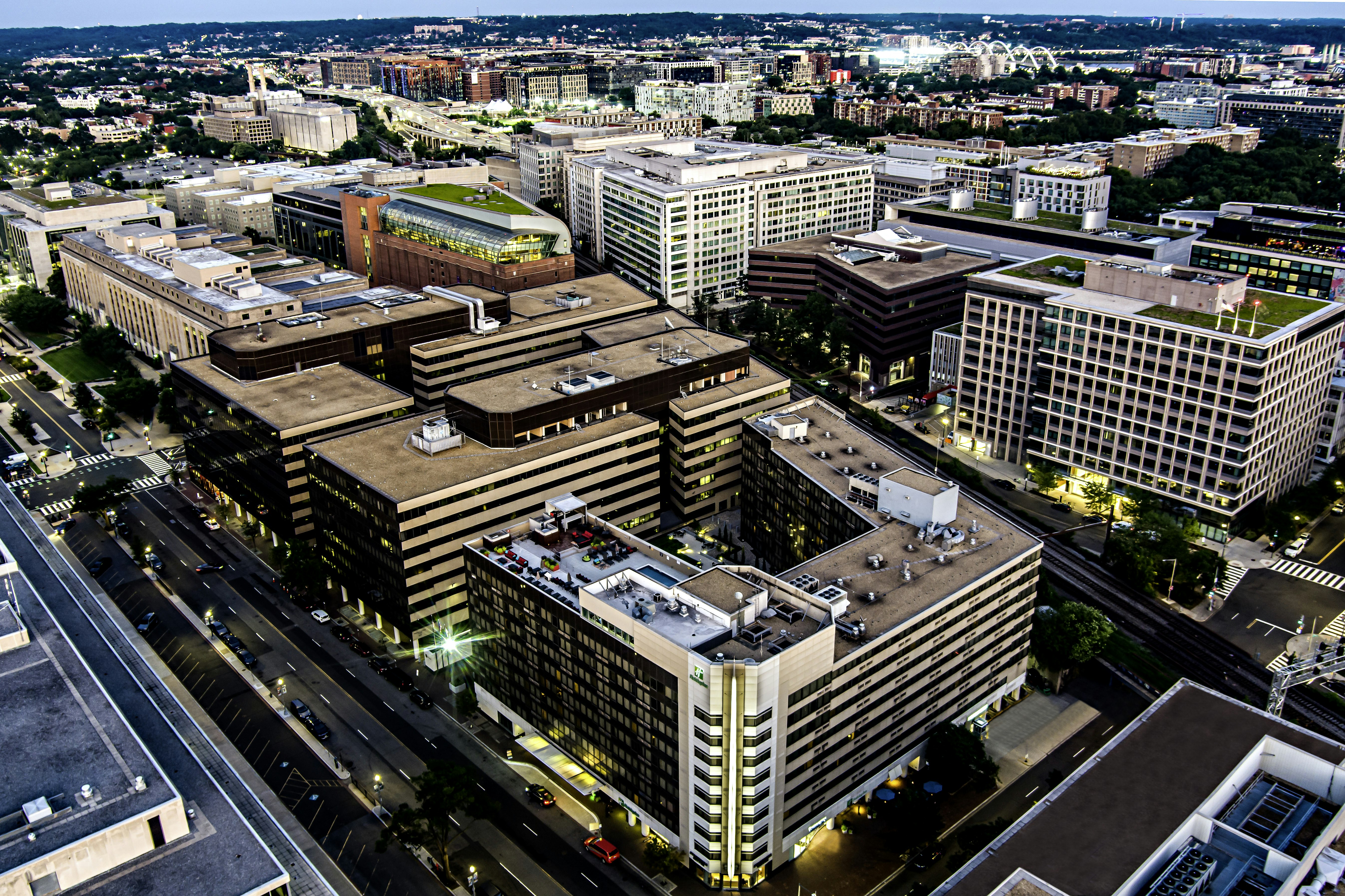 Holiday Inn Washington Capitol - Natl Mall, an IHG Hotel 6/77