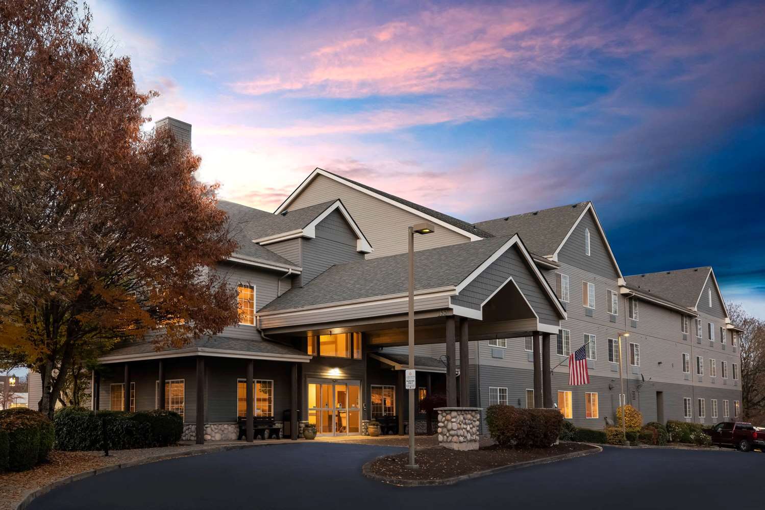 La Quinta Inn & Suites by Wyndham Eugene 2/41
