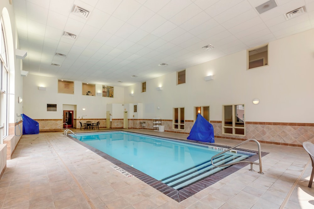 Comfort Inn & Suites Rapid City South - Mt Rushmore Gateway 41/66