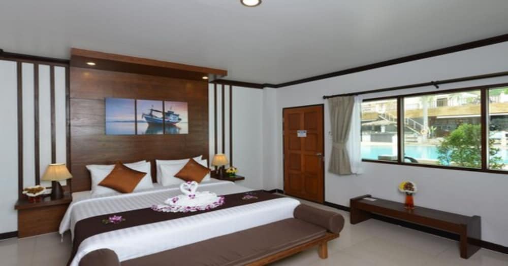 Phangan Bayshore Resort 29/69