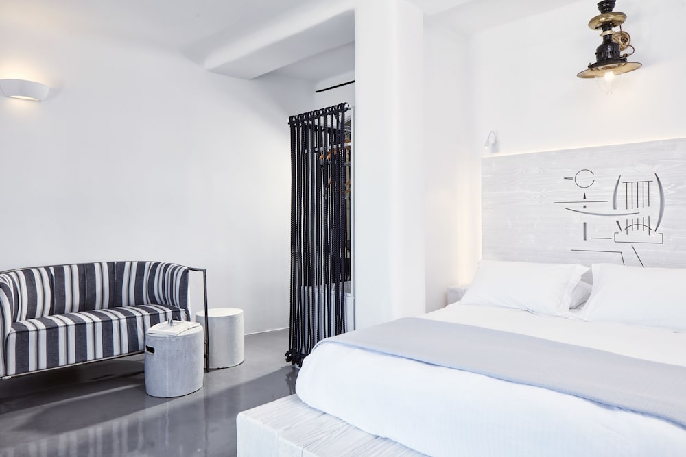 ROOM, DOUBLE BED, SEA VIEW