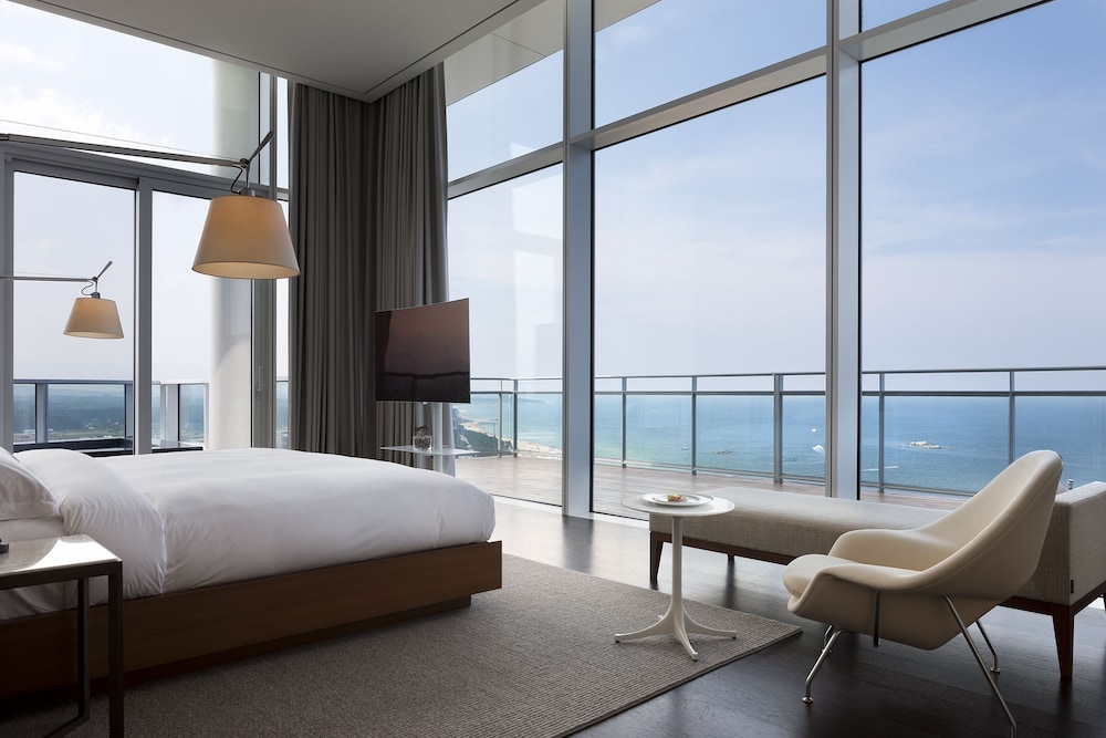 Seamarq Hotel 29/70