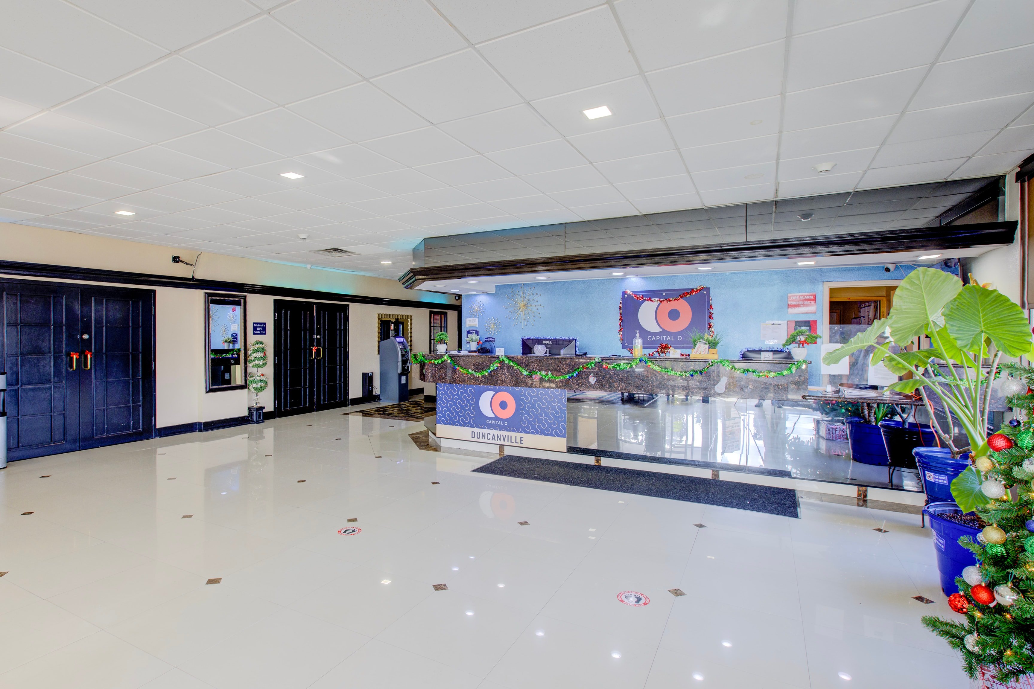 Lobby at Capital O Dallas/Duncanville, DUNCANVILLE - TX
