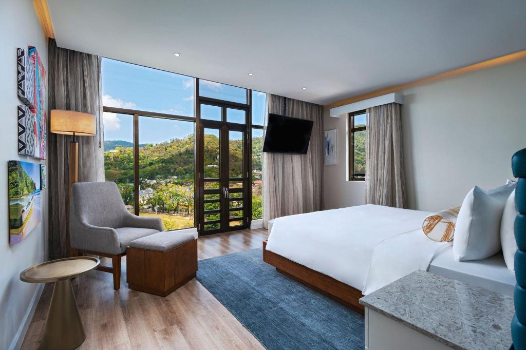 Royal, Presidential, Suite, King Bed, Island View