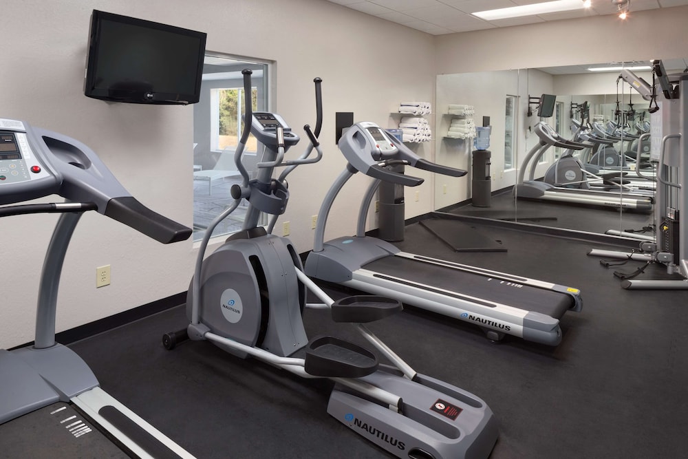 Country Inn & Suites by Radisson, Brunswick I-95, GA 9/19