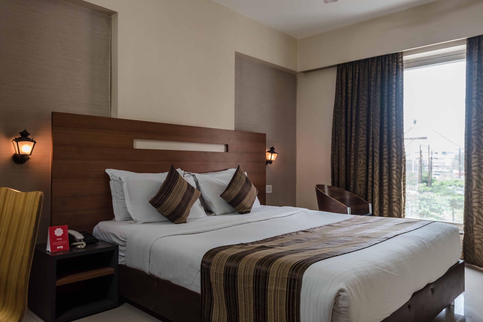 Hotel Tanish Residency 4/32