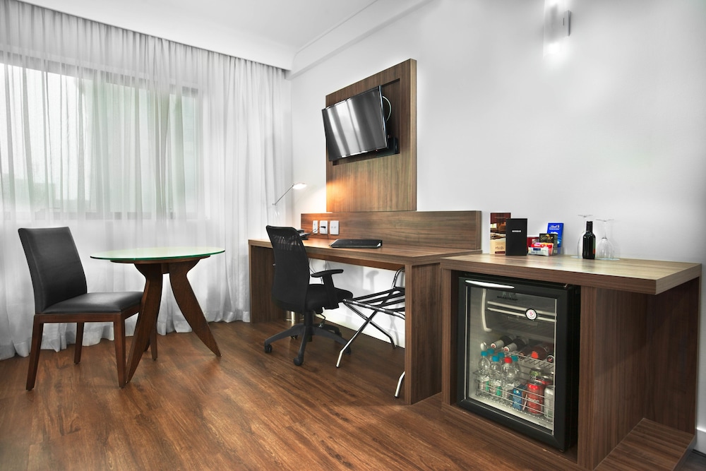 Melia Ibirapuera 67/77