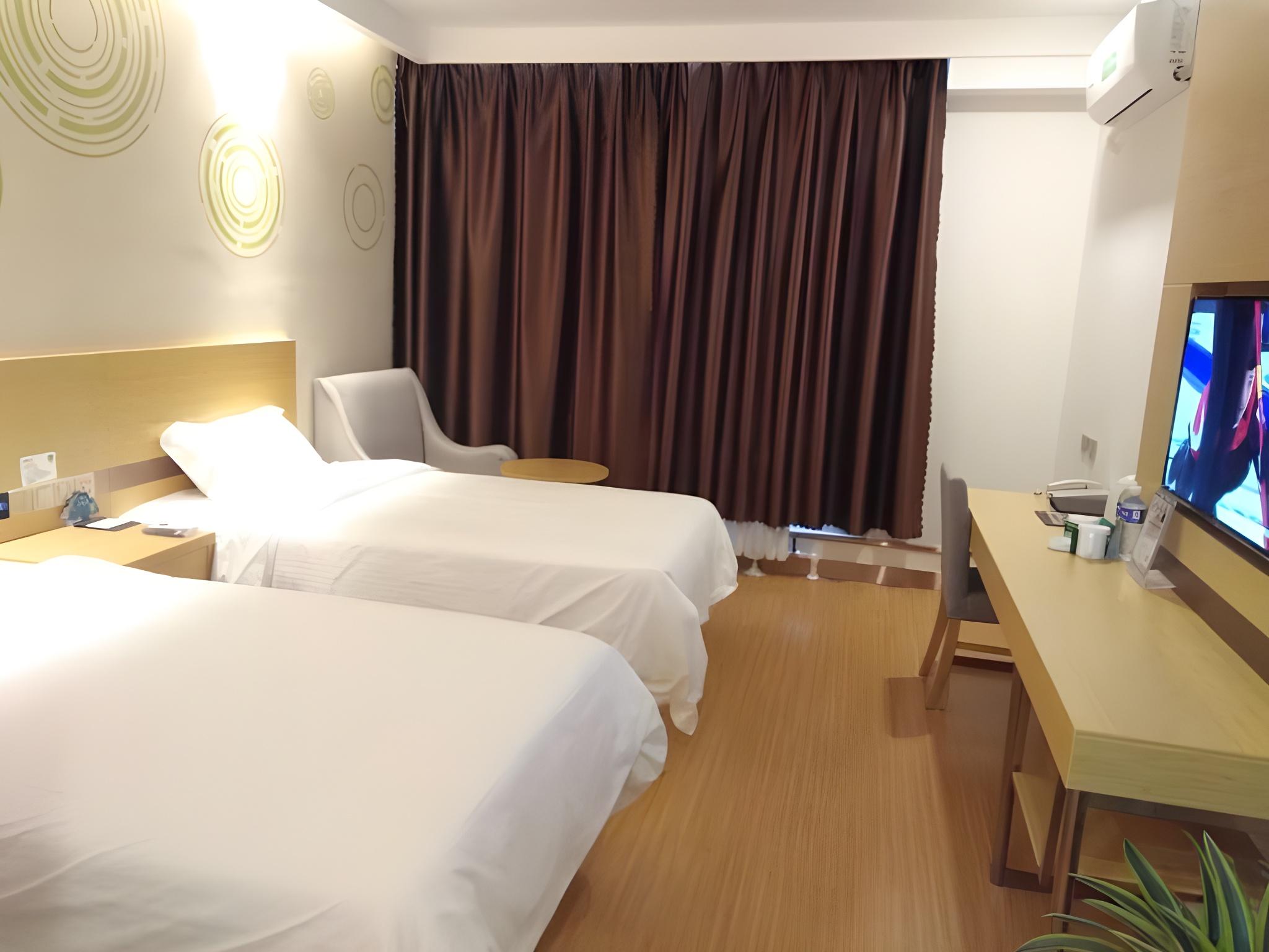 BUSINESS, TWIN BEDS