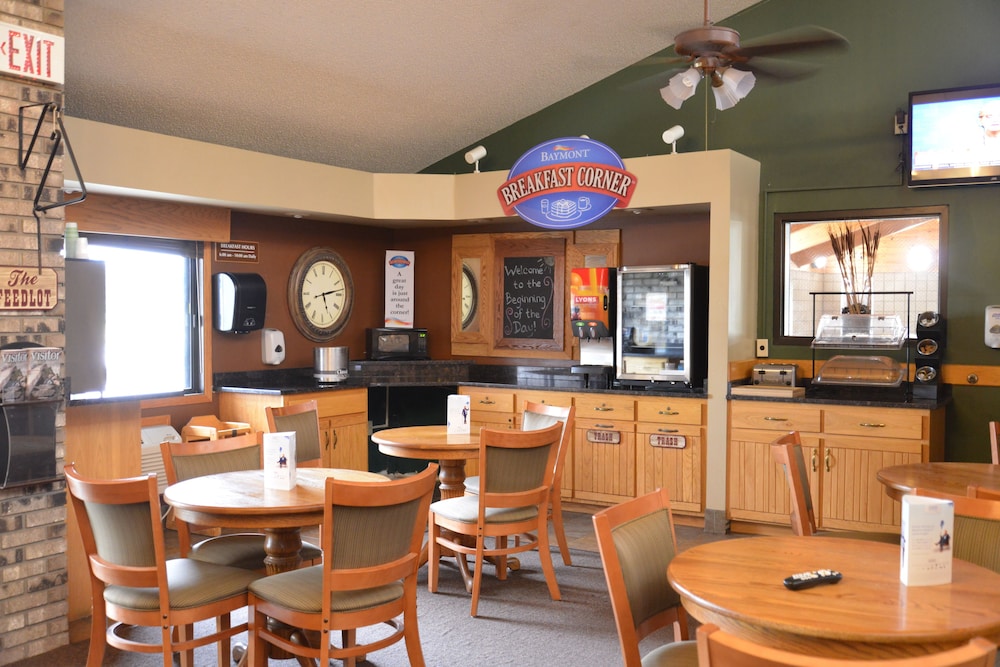 Baymont by Wyndham Kasson Rochester Area 18/24