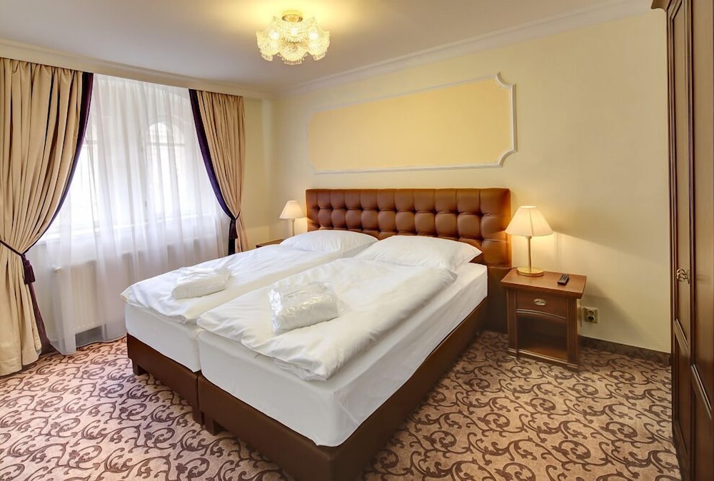 STANDARD, DOUBLE BED