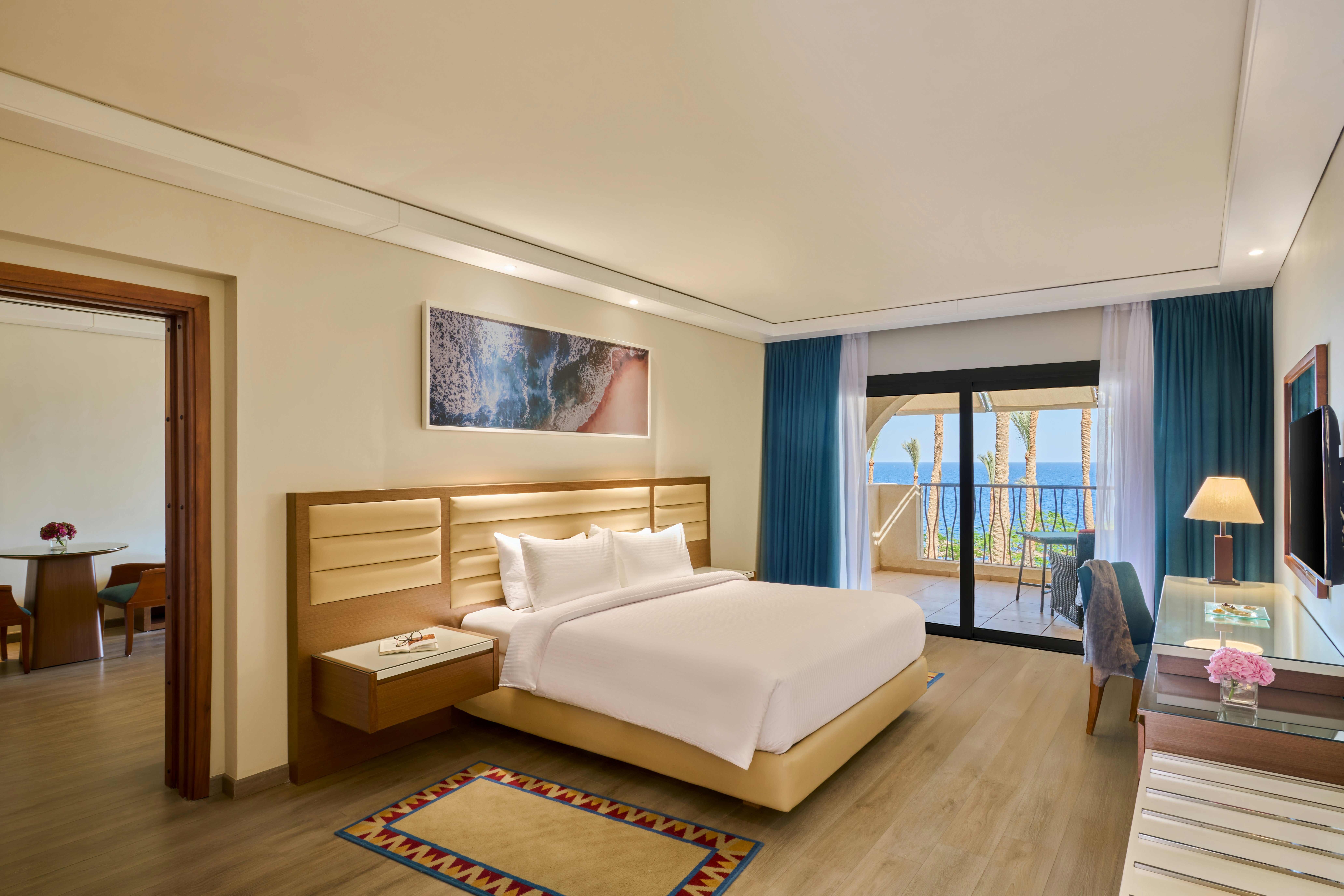1 Bedroom, Suite, Sea Front, Lounge Access