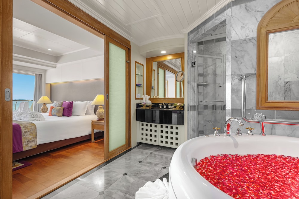 Royal Wing Suites Spa 28/82