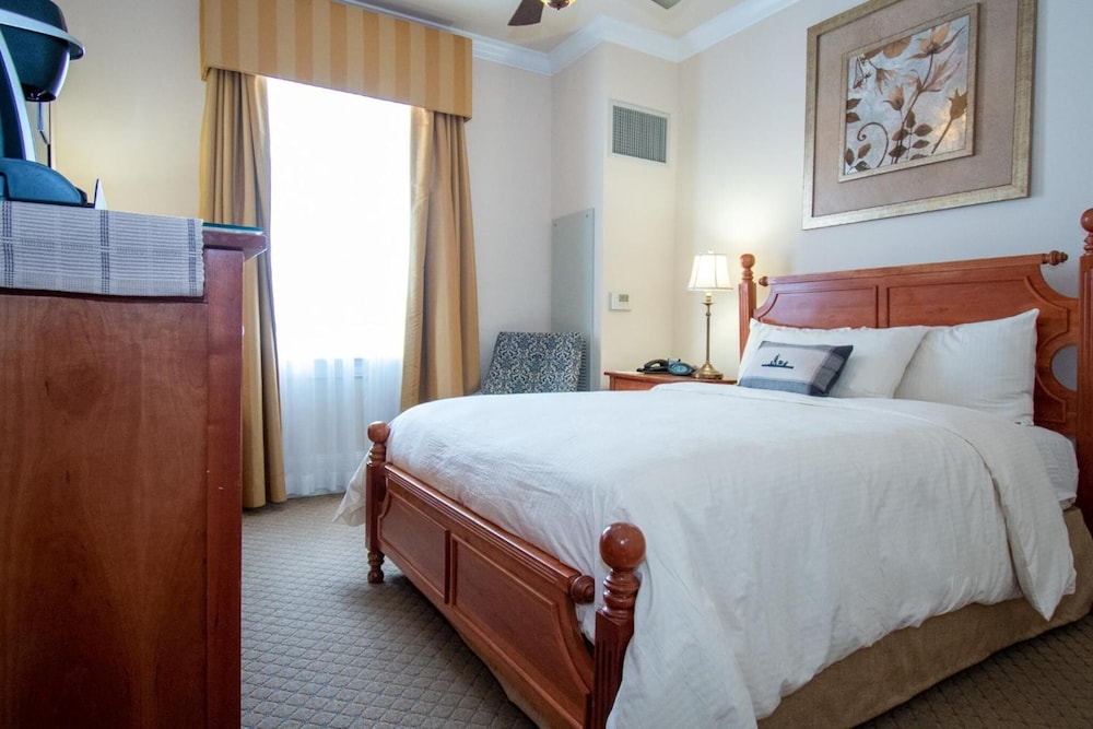 Historic Boone Tavern Hotel and Restaurant 20/69