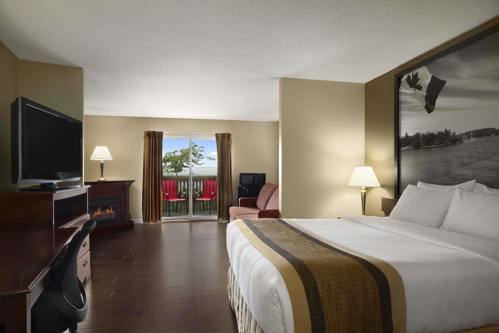 Super 8 by Wyndham Brockville 14/42